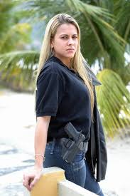 Resultado de imagem para delegadas bonitas do rio de janeiro