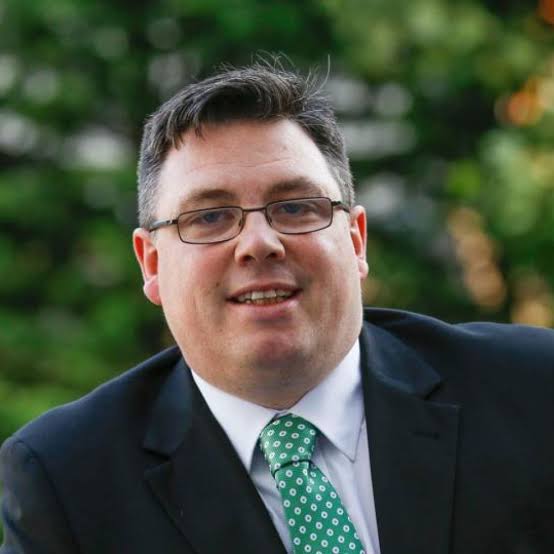 McAuliffe urges Minister to ensure older people retain 