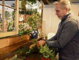 We're family owned and operated, and committed. Penn Hills Florist Volunteers Brighten Christmas For Nursing Home Residents Triblive Com