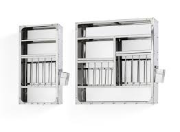 Pour ranger ou exposer but propose du mobilier et des équipements pour la maison adaptés à chacun. Etagere Indian Medium Hay Metal Made In Design