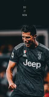 רונאלדו יישאר בעל השכר הגבוה בקבוצה. Pin By Rick Behr On Sport Guys In 2021 Cristiano Ronaldo Ronaldo Cristiano Ronaldo Cr7
