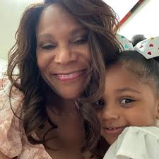 A classic interaction between Pam and Sue Ellen #Dallas