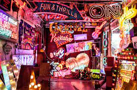 Split into the vibrant and distinctive afterwards, escape the crowds of baker street in the nearby regent's park, or by climbing primrose hill for london's most spectacular view of the city. Cool Things To Do In London 31 Quirky Attractions In The Capital