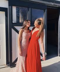 Pin By Hailey Smith On Hannah Meloche Prom Looks Prom Dresses Prom Poses
