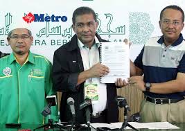 Maybe you would like to learn more about one of these? Presiden Pas Saman Pengarang Sarawak Report Harian Metro