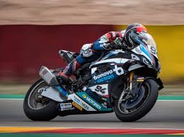 Folger, then racing for yamaha in the tech3 satellite team, gave the honda rider a great fight, but had to settle for second place. Befreiungsschlag Im Zweiten Aragon Rennen Jonas Folger Kratzt An Den Top 6