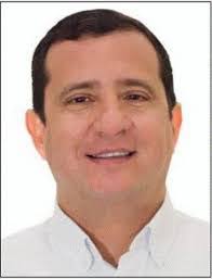 Fausto Aviles's Instagram, Twitter & Facebook