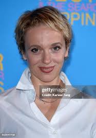 249 Amanda Hector Stock Photos, High-Res Pictures, and Images