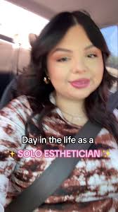 Cameron Cruz (@cameronsesthetics_beauty)