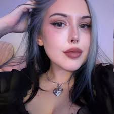 What are some book recommendations with characters like Jughead from  Riverdale?