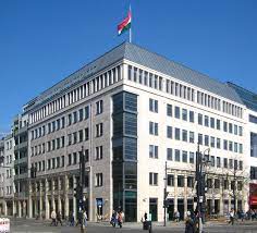 A zsűri azt értékeli, hogy a jelentkezők mennyire tudnak érvelni a tanulmányi tervük és a szakmai projektjük mellett. Magyarorszag Berlini Nagykovetsege Wikipedia