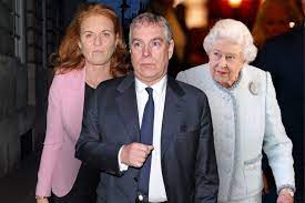 2019 erhängte sich epstein in seiner. Prinz Andrews Interview Uber Jeffrey Epstein So Reagieren Die Queen Und Fergie Gala De
