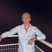 10+ "Daniel Benoist" profiles