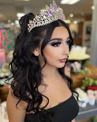 Rochelle's Salon and Spa added...