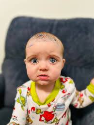 It's hot 🥵 but these swim bows from Kinzley's Corner VIP 🎀 are smoking!!  ￼🔥 💦 Mention ARYA when you join and to save! 💦 🍓 Strawberry scented  glitter from Shoreline Glitter