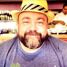 This month marks a very special time at Williams-Sonoma Australia as we  celebrate a happy 15 year anniversary to our Managing Director, Evan Hutton  and Country Retail Director, Pennie Rende.