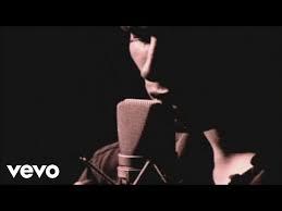 Musique, paroles & traduction de hallelujah (leonard cohen) reprise par m pokora. Hallelujah By Jeff Buckley Songfacts