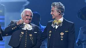 Alejandro is the son of the legendary ranchera singer vicente fernández. Alejandro Fernandez On What He Admires Most About Living Legend Father Vicente On 80th Birthday Exclusive Wkyc Com
