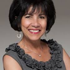 Elizabeth Alicea's Instagram, Twitter & Facebook