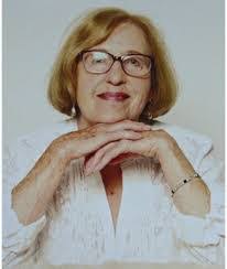 Sharon Poelstra's Instagram, Twitter & Facebook