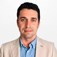 90+ perfiles de «Efren»