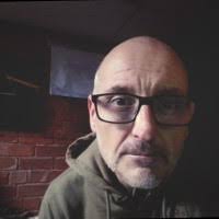 60+ "Malcolm Rowe" profiles