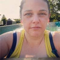 Nikki Cameron's Instagram, Twitter & Facebook