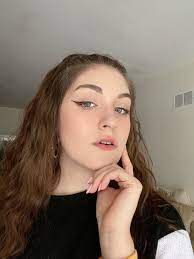 Alyssa X:ssä: 