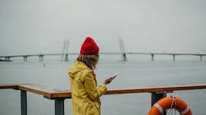 Sibuk mengganti status relationship, nanti. 25 Kata Kata Sindiran Buat Pacar Yang Sibuk Biar Sadar 2021 Poskata