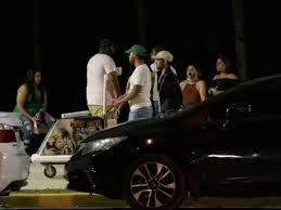 Hoy inicia el toque de queda a las 7 de la noche. Fin Del Toque De Queda O 31 De Diciembre La Pregunta Que Muchos Se Hicieron Ayer