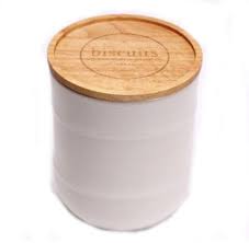Chic and functional, these canisters with acacia wood lids are designed to provide airtight protection for dried items, such as pasta, spices, tea or coffee. Vintage Style Weiss Biscuit Jar Holzdeckel Emaille Keramik Aufbewahrung Behalter Ebay
