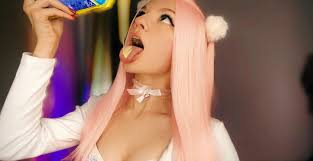 Sensory Porn with Léa Chipie - arousal through the ears