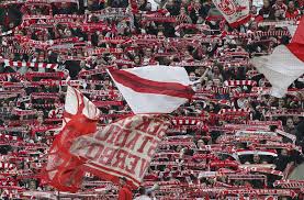 Fc köln am donnerstagabend seine mehrfach verschobene mitgliederversammlung 2020 virtuell nachholt, geht es auch um eine grundsätzliche debatte zur zukunft des profifußballs. Jury Entscheidet 1 Fc Koln Hat Das Schonste Trikot Der Liga Fussball Stuttgarter Zeitung