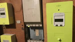 Le compteur communicant linky, qui devrait équiper la totalité des foyers français à l'horizon 2021, suscite les inquiétudes de certains particuliers et même de quelques collectivités territoriales malgré. Tensions Au Blanc Riez A Wattignies A Cause Du Compteur Linky