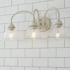 Traditional Cameron Vanity Light 3 Light In 2021 Vanity Lighting Traditional Bathroom Lighting Farmhouse Vanity Lights