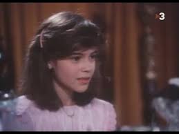 El fantasma de canterville califica directamente como cuento, escrito en clave de comedia negra (dados los elementos sobrenaturales presentes en el relato). El Fantasma De Canterville 1986 Espanol Youtube