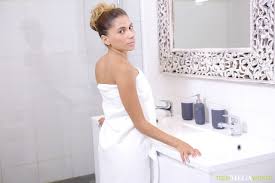 You can find and watch online 41 latina bathroom videos here. Exotic Latina Teen Baby Nicols Having Steamy Oral Sex In The Bathroom Amateur Te R18hub