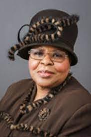 Lynn Kiplinger's Instagram, Twitter & Facebook