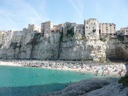 Due to its peculiar position as terrace on the sea, tropea played an important role during roman, norman and aragonese times. Tropea Italy A Cliffside Town Times Of India Travel