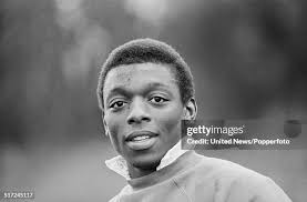 344 Garth Crooks Photos & High Res Pictures