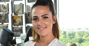 Dabei würde sie gerne mal in ein. Elena Miras Sleeps On The Street For New Tv Show Web24 News