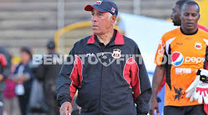 Miguel plana, representante de nelson acosta, negó que el entrenador tuviera alzheimer y de paso alivió a todos los que se preocuparon por él por la delicada situación que estaba viviendo. Nelson Acosta Extecnico Del Deportivo Quito Padece De Alzheimer Bendito Futbol