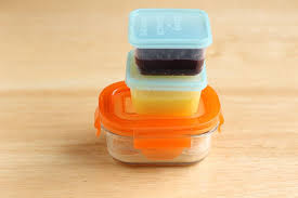 Premade baby food comes in glass jars, pouches, and plastic containers. Baby Food Storage Tips On Freezing And Best Containers