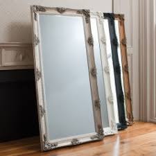 We want to help you bring hollywood home with our luxury beauty essentials! Mirrors