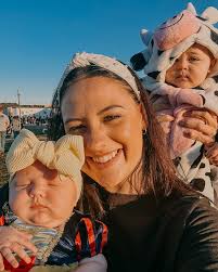 mommy's boo crew 🥹💓👻🖤