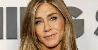 How Courteney Cox stays fit in her 60s: Inside her strength-focused workout  routine