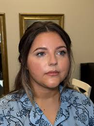 Hi future brides! I am a makeup artist that specializes in bridal glam! If  you are looking for a makeup artist for your 2026 wedding I would love to  chat!