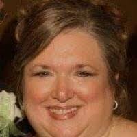 Shelly Dill's Instagram, Twitter & Facebook