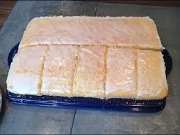 Michas Zitronenkuchen Aus Dem Monsieur Cuisine Connect Einfach Schnell Und Lecker Youtube Zitronen Kuchen Lecker Lebensmittel Essen