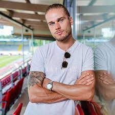 Februar (20:15 uhr bei rtl, auch via tvnow) startet die beliebte jan hofer, nicolas puschmann und co.: Let S Dance Rurik Gislason Aussert Sich Zu Seiner Teilnahme Habe Angst Sv Sandhausen
